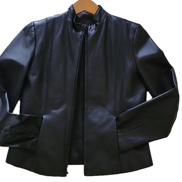 🌸 VINTAGE GENUINE LEATHER JACKET🌸 - Picture 1 of 16